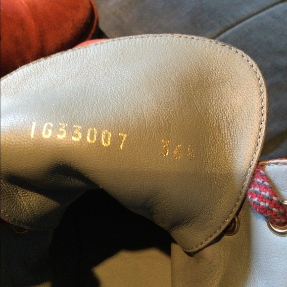 Burgundy Chanel boots - Picture 7 of 14